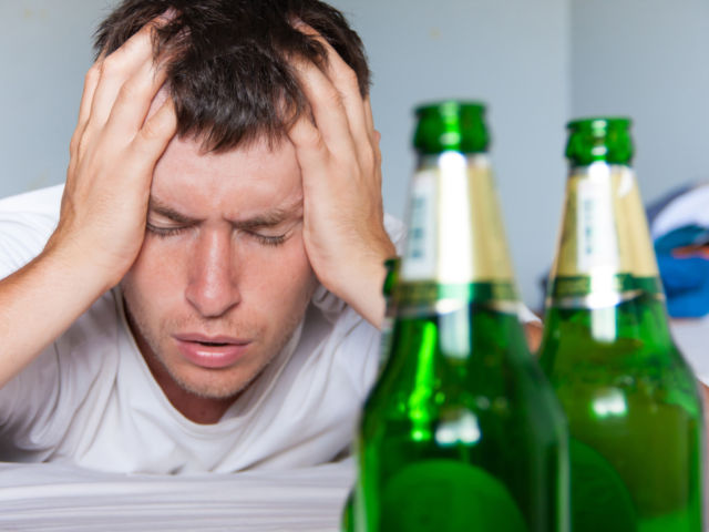 physical signs of alcohol abuse